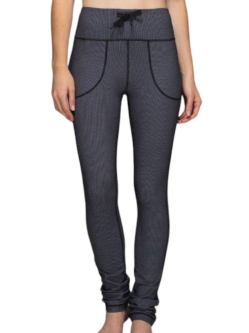Lululemon Skinny Will Black and White Geo Print Leggings